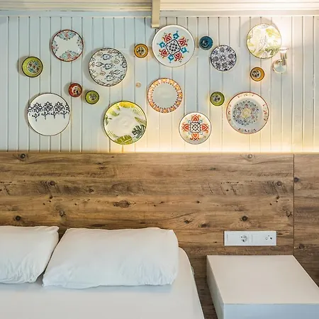 Otel Leda
